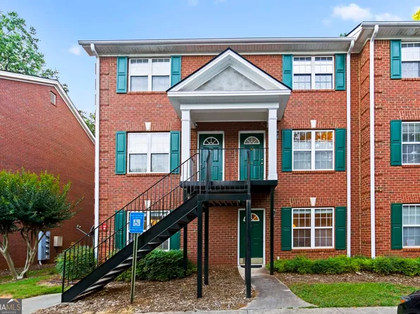 600 Mitchell Bridge Rd #19, Athens, GA 30605