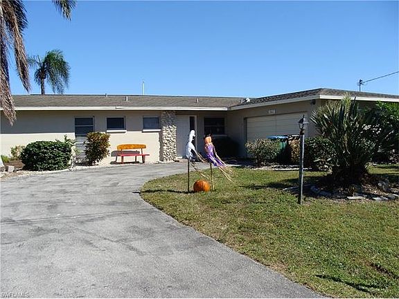 3rd image of 3017 SE 17th Pl