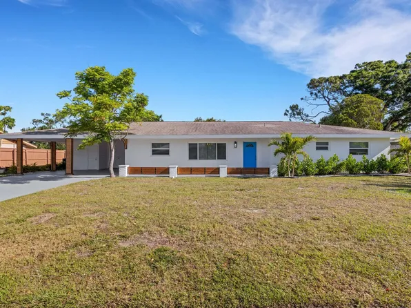 2707 Grove St, Sarasota, FL 34239