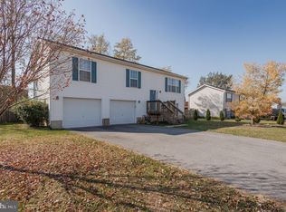 91 Heights Ave, Martinsburg, WV 25404