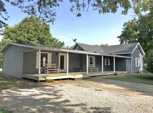 709 W Main St, Bruceville, IN 47516