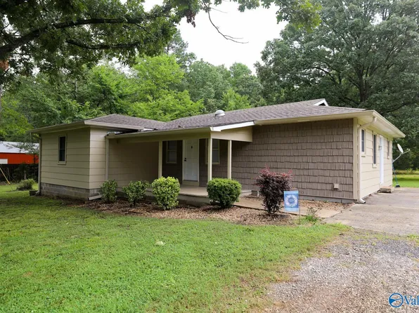 127 Brown Rd, Danville, AL 35619
