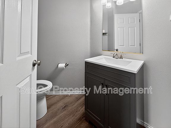 4th image of 34333 E Columbia Ave