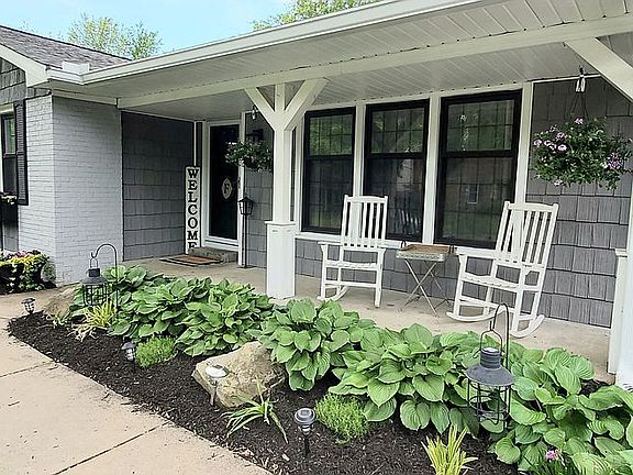 3rd image of 5155 Landview Dr