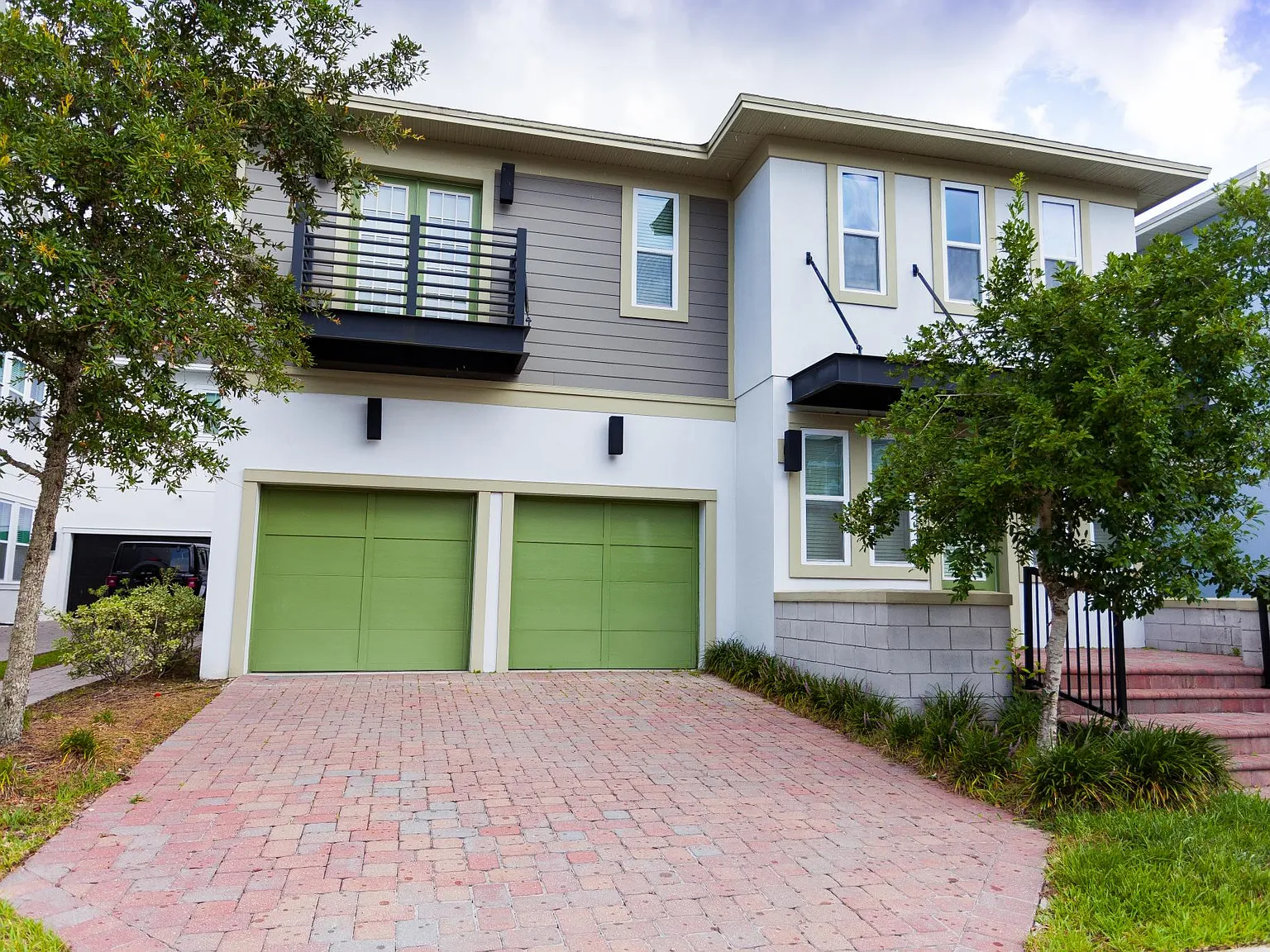 4 bed, 3.5 bath, 2714 sqft, $3,800 — Photo 3