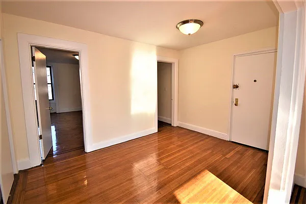 Rented by Compass | media 14