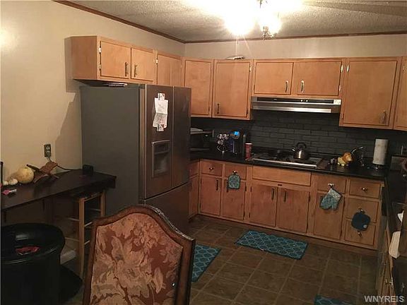 2nd image of 3613 Ely Ave