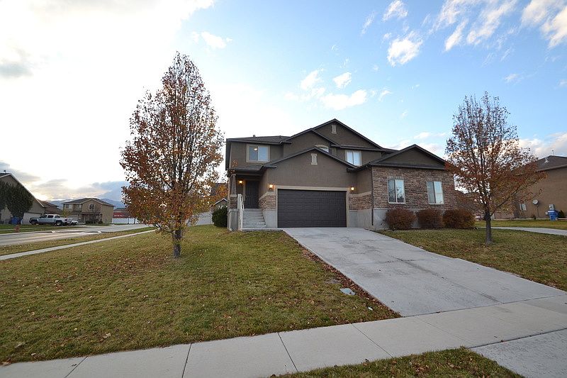 1st image of 13176 S Woods Dr