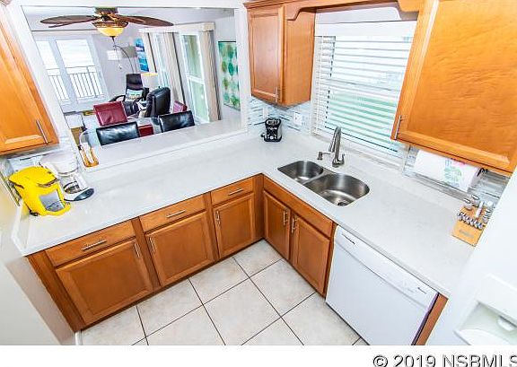 3rd image of 4153 S Atlantic Ave APT 201