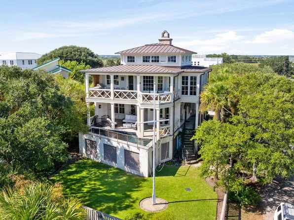 3 7th Ave, Isle Of Palms, SC 29451