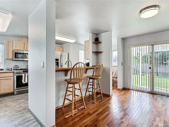 4th image of 2373 56th Ave SW