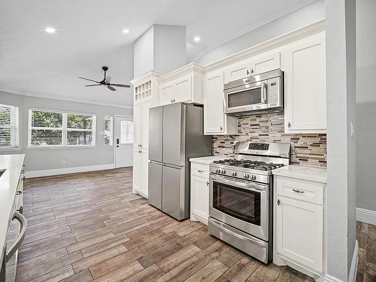 24211 Landing Way Dr — Photo 7