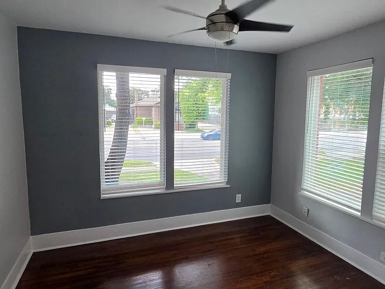 1207 W Gray St #1 — Photo 5