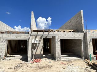 199 Cape Honeysuckle Pl, Sanford, FL 32771