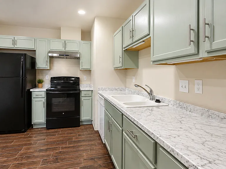 113 Whitney Ave NE — Photo 9