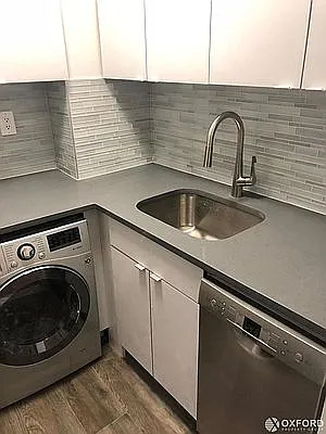 Rented by Oxford Property Group | media 3