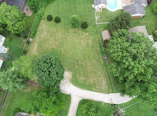 9 Magnolia Ct, Belleville, IL 62221