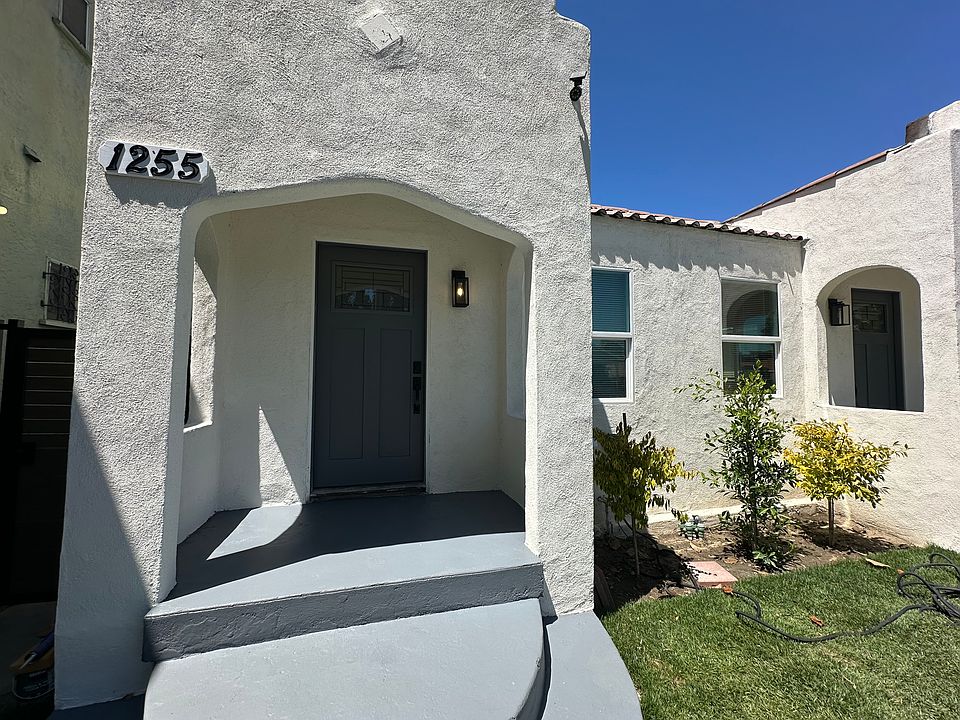1st image of 1253 W 65th St #1255