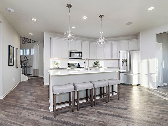 Spacious Kitchen with Ample Counter Space