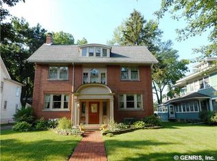 73 W Church St, Fairport, NY 14450