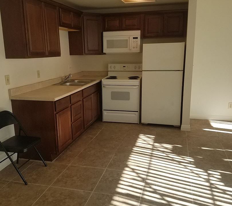 1st image of 4122 39th St APT 2