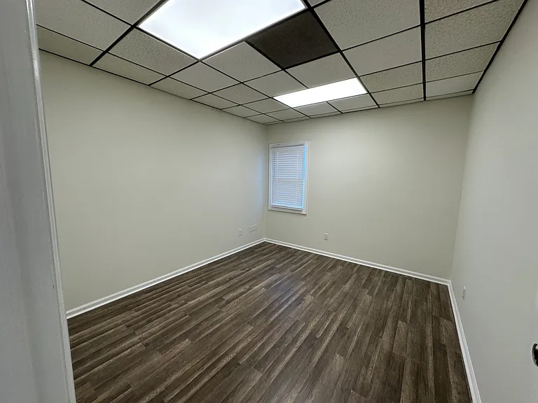 4111 Wall St #B — Photo 18
