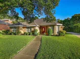 832 Robin Meadow Ct, Desoto, TX 75115