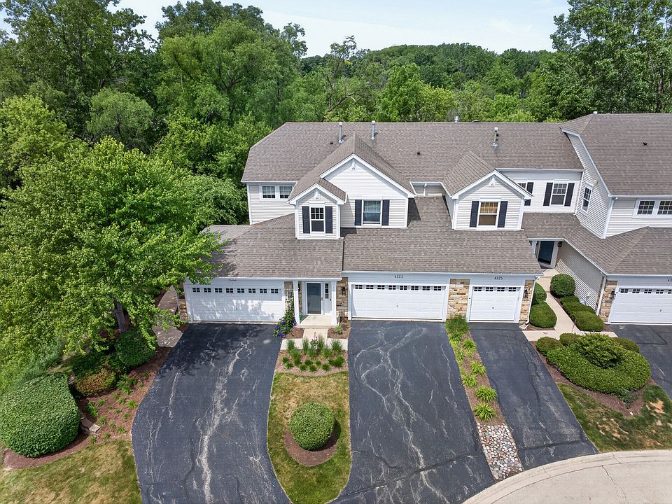1st image of 4323 Blue Iris Ct Unit 4323