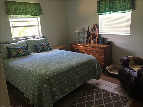 5th image of 8401 Hampshire Dr