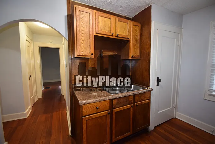 721 N Denny St — Photo 10