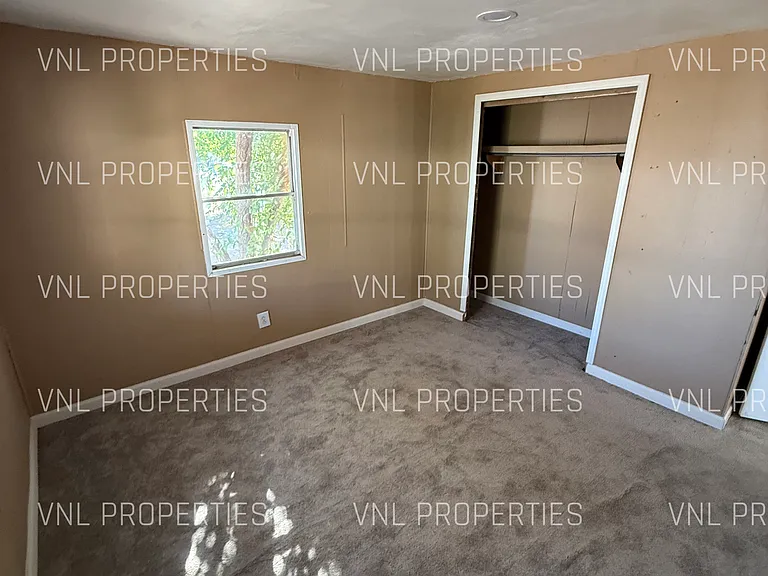 4801 S Main St #39 — Photo 8