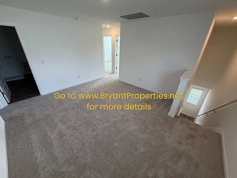 901 Parkside Blvd — Photo 10