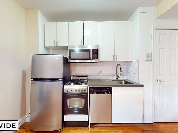3rd image of 201 Sullivan St APT 2D