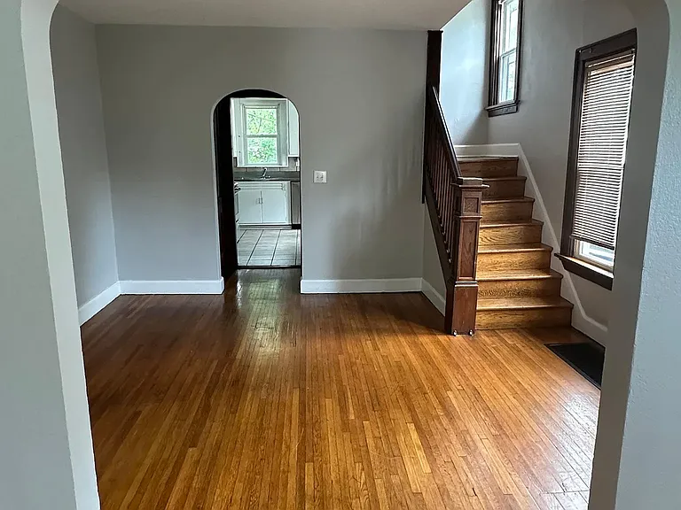 2483 Adams Ave #B — Photo 3