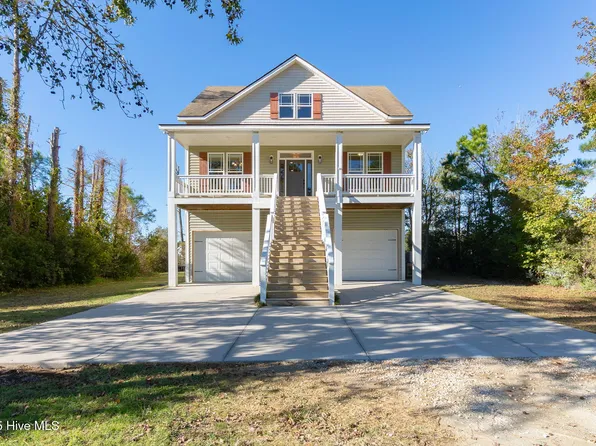 306 Joan Court, Beaufort, NC 28516