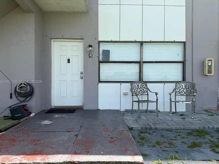 13221 SW 17th Ln #20-4 — Photo 10