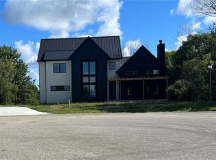 4831 Hialeah Ct, Erie, PA