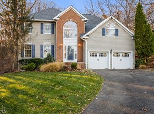 40 William Dr, Rockaway, NJ 07866