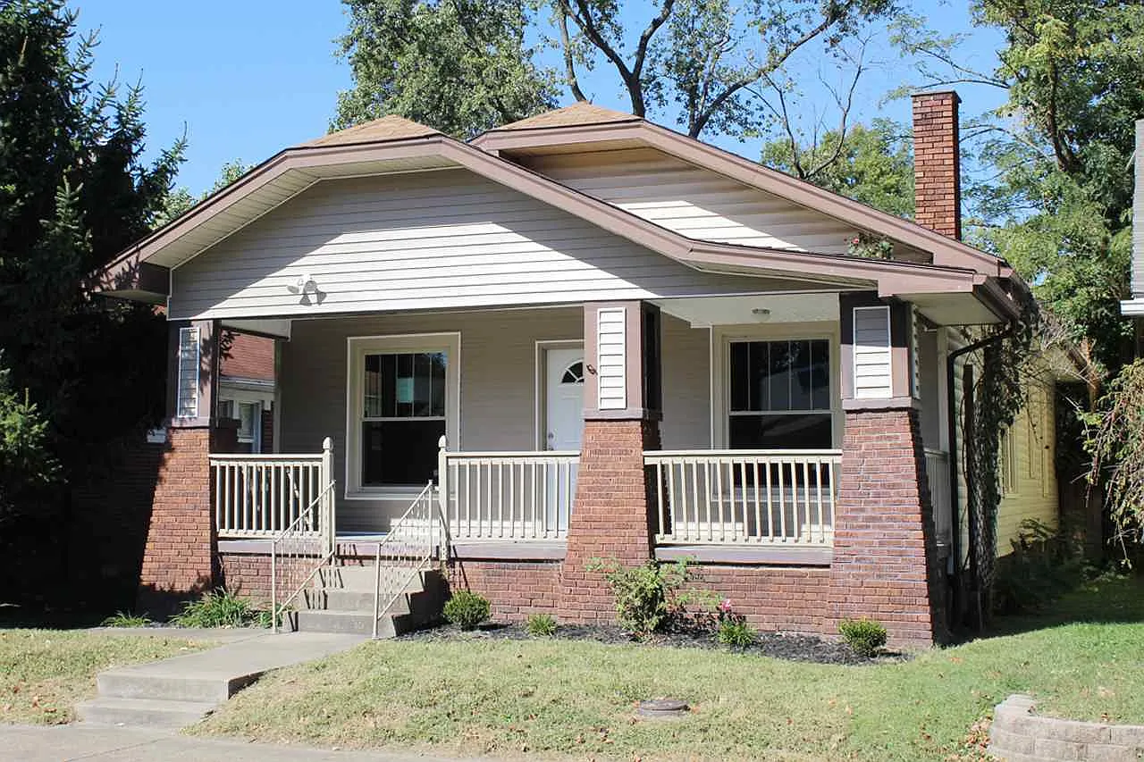 822 Ravenswood Dr photo 1