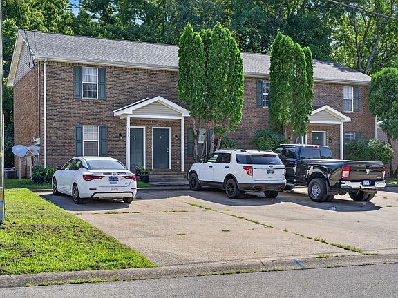 3rd image of 1731 Baltimore Dr #1731D