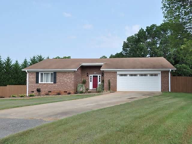 1st image of 103 Wentworth Ct