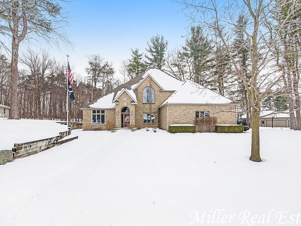 480 Pineview Dr, Lake Odessa, MI 48849 Zillow