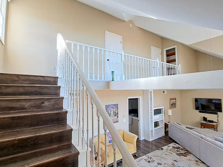 5910 Kanan Dume Rd — Photo 19