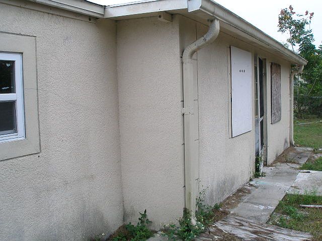 2nd image of 7800 Wendell Rd