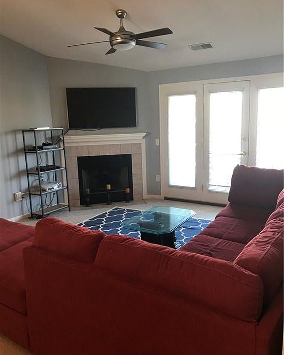 1st image of 3091 Westminster Dr