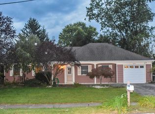 18 Deer Ln, Jackson, NJ 08527
