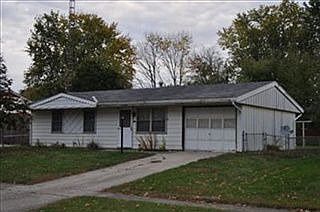 1st image of 215 Victoria Dr
