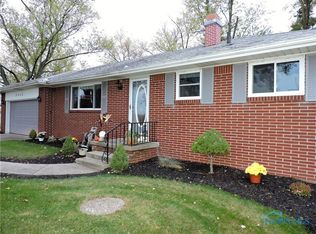 2655 N Raab Rd, Swanton, OH 43558