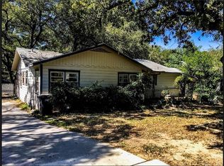 1820 Junius St, Fort Worth, TX 76103