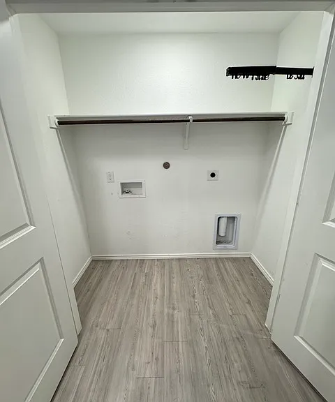 6855 Burgess Rdg — Photo 25